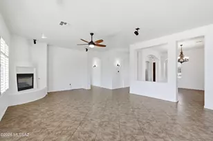 8556 N Crosswater Loop, Tucson, AZ 85743 - Photo 14