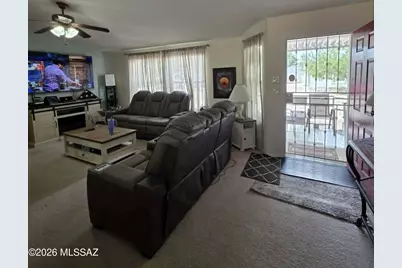 643 W Coachline Lane, Benson, AZ 85602 - Photo 6
