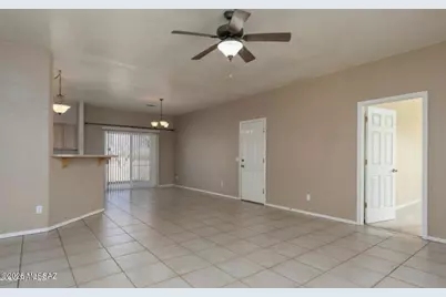 10193 E Windtalker Road, Hereford, AZ 85615 - Photo 2