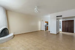 6533 N Foothills Dr, Tucson, AZ 85718 - Photo 6