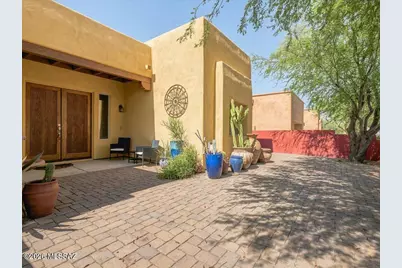 10647 E George Brookbank Place, Tucson, AZ 85747 - Photo 8