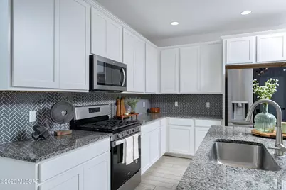 5835 W Indian Sunrise Drive, Tucson, AZ 85742 - Photo 8