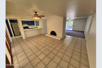 5725 N Camino De La Noche, Tucson, AZ 85718 - Photo 2