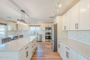 10095 N Mill Crossing Way, Tucson, AZ 85743 - Photo 14
