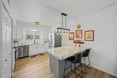 7332 N Las Quintas Drive, Tucson, AZ 85704 - Photo 10