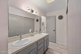 6969 N Northlight Dr, Tucson, AZ 85741 - Photo 14