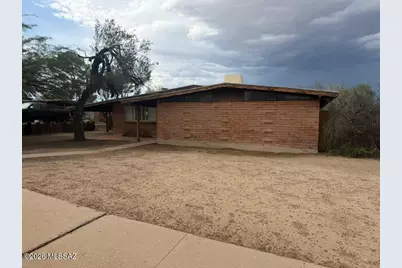 7017 E Luana Drive, Tucson, AZ 85710 - Photo 2