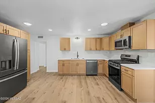 4155 E Montecito St, Tucson, AZ 85711 - Photo 1