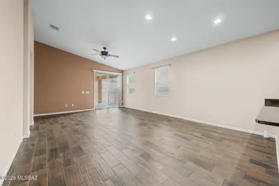 11394 E Squash Blossom Loop, Tucson, AZ 85747 - Photo 10