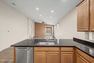 11394 E Squash Blossom Loop, Tucson, AZ 85747 - Photo 8