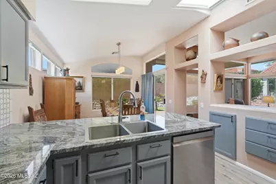 14311 N Carissa Drive, Oro Valley, AZ 85755 - Photo 8