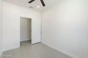 1044 W Roller Coaster Rd, Tucson, AZ 85704 - Photo 34
