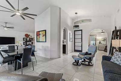 995 N Rams Head Road, Green Valley, AZ 85614 - Photo 10