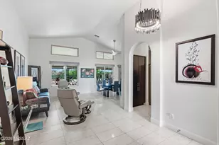 995 N Rams Head Rd, Green Valley, AZ 85614 - Photo 8