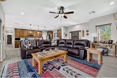 882 E Vault Mine Court, Green Valley, AZ 85614 - Photo 14