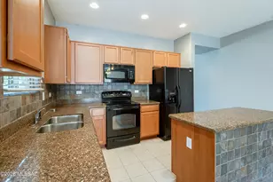 7307 E Heartwood Dr, Tucson, AZ 85756 - Photo 10