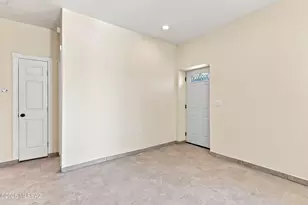 6131 E 27th St, Tucson, AZ 85711 - Photo 6