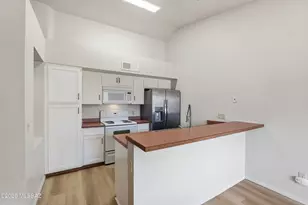 1710 W Park Wood Ln, Tucson, AZ 85746 - Photo 8