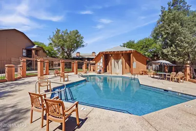1710 W Park Wood Lane #177, Tucson, AZ 85746 - Photo 1