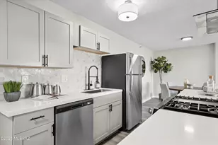 425 W Paseo Redondo Dr, Tucson, AZ 85701 - Photo 4
