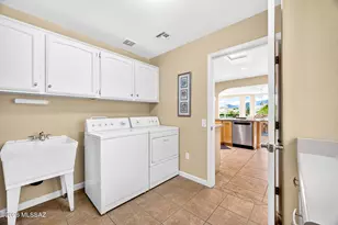 14192 N Biltmore Dr, Oro Valley, AZ 85755 - Photo 34