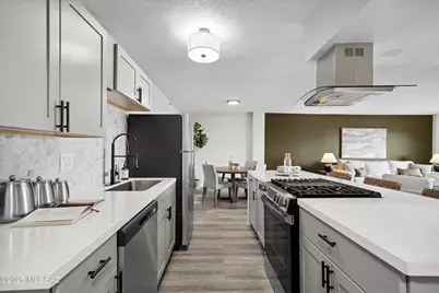 425 W Paseo Redondo Drive #2E, Tucson, AZ 85701 - Photo 6