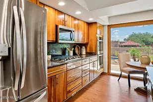 11725 N Via de la Verbenita, Oro Valley, AZ 85737 - Photo 22
