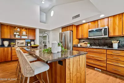 11725 N Via De La Verbenita, Oro Valley, AZ 85737 - Photo 20