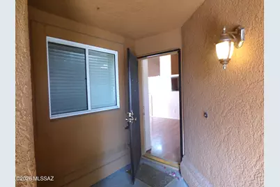9500 E Stonehaven Way, Tucson, AZ 85747 - Photo 4