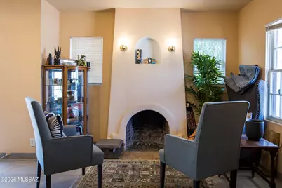 215 S Cherry Avenue, Tucson, AZ 85719 - Photo 2