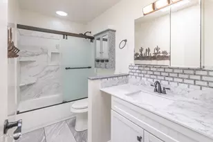 2942 N Longhorn Dr, Tucson, AZ 85749 - Photo 18