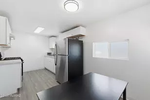 2720 N Fritz Dr, Tucson, AZ 85705 - Photo 10
