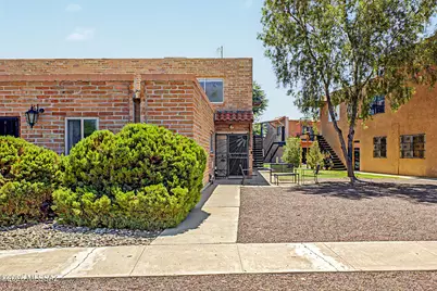 6690 E Calle Alegria #C, Tucson, AZ 85715 - Photo 4