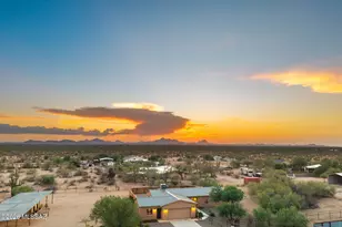 7985 N Pleasant Ln, Tucson, AZ 85743 - Photo 4