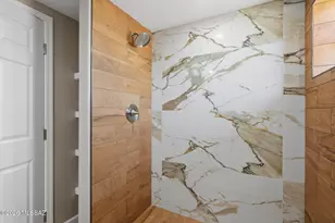 10 E Corona Rd, Tucson, AZ 85756 - Photo 28