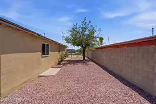 10 E Corona Rd, Tucson, AZ 85756 - Photo 34