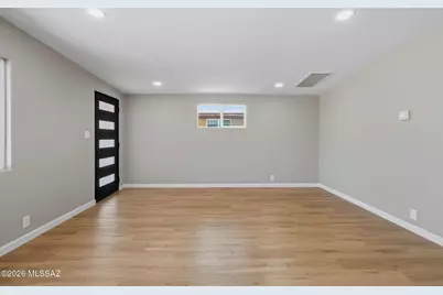 10 E Corona Road, Tucson, AZ 85756 - Photo 8