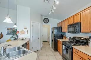 61033 E Forelock Pl, Tucson, AZ 85739 - Photo 12