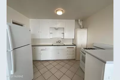2129 E 2nd Street, Tucson, AZ 85719 - Photo 10