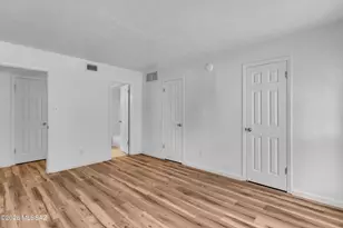 1620 N Wilmot Rd, Tucson, AZ 85712 - Photo 16