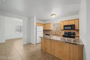 1605 N Fremont Ave, Tucson, AZ 85719 - Photo 12