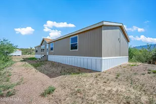 33876 S Lindell Ln, Oracle, AZ 85623 - Photo 2