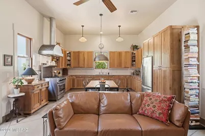671 S Main Avenue, Tucson, AZ 85701 - Photo 12