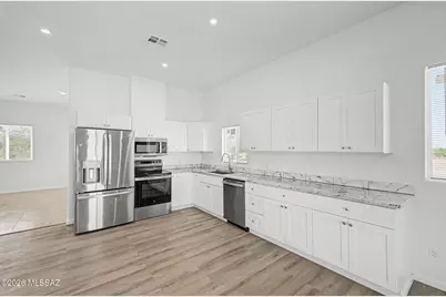 8895 S Marstellar Road, Tucson, AZ 85736 - Photo 1