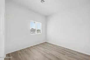 8895 S Marstellar Rd, Tucson, AZ 85736 - Photo 32