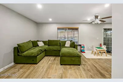 2191 S Sunburst Drive, Tucson, AZ 85748 - Photo 14