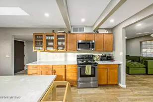 2191 S Sunburst Dr, Tucson, AZ 85748 - Photo 18
