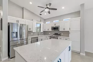 4687 S Holly Rose Dr, Green Valley, AZ 85622 - Photo 2