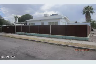 694 E Adams Street, Tucson, AZ 85719 - Photo 1