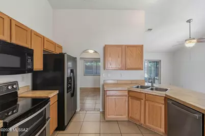 4611 Elkridge Drive, Tucson, AZ 85730 - Photo 12